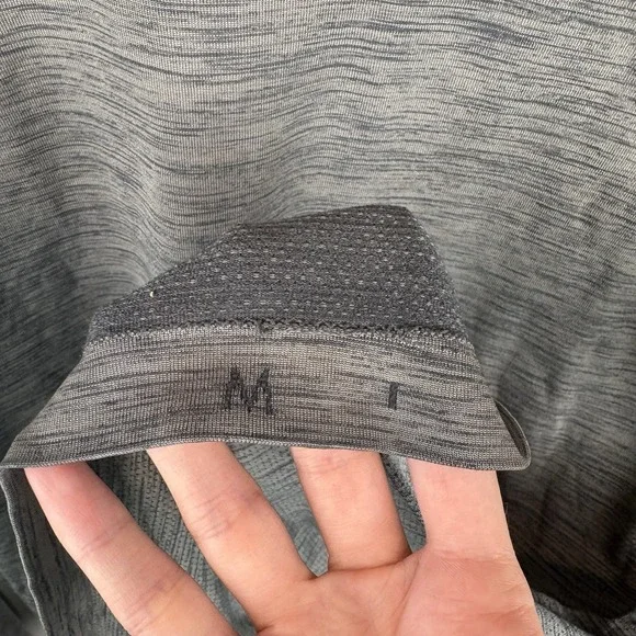 Lululemon Gray Metal Vent Long Sleeve Men's Size M - Picture 5 of 6